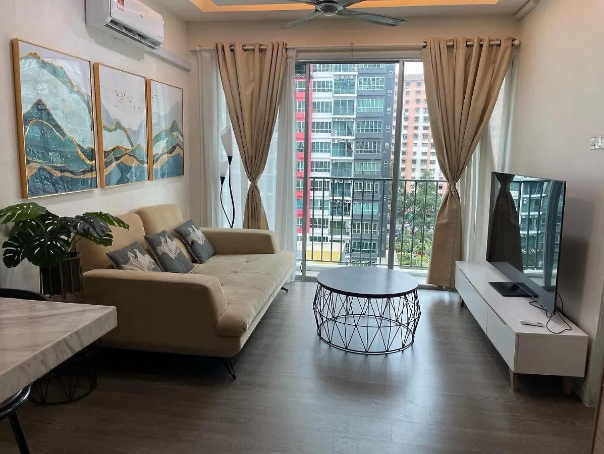 Rantissi Homestay The Zizz Damansara North Petaling Jaya Apartment
