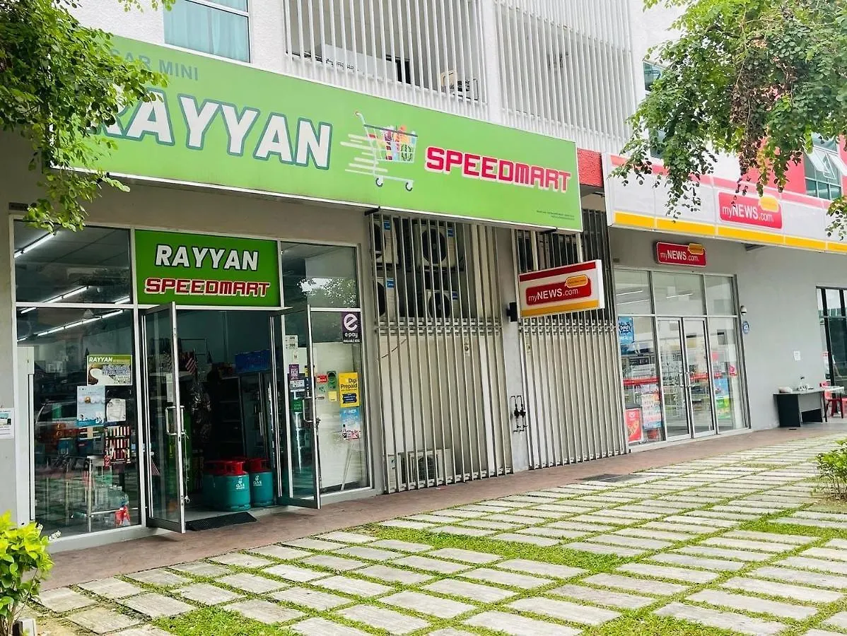 Rantissi Homestay The Zizz Damansara North Petaling Jaya 0*,  Malaysia